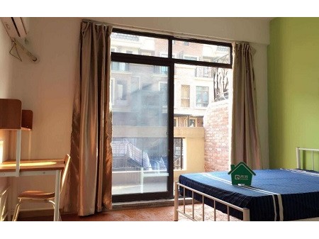 租房免费入住4个月